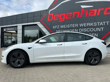 TESLA Model 3 Long Range Dual AWD Facelift Matrix AHK