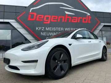 TESLA Model 3 Long Range Dual AWD Facelift Matrix AHK
