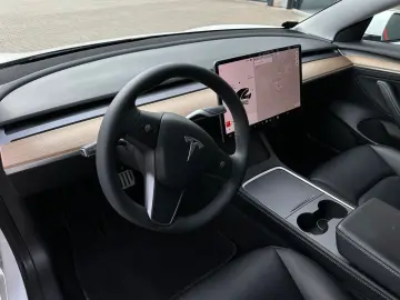 TESLA Model 3 Long Range Dual AWD Facelift Matrix AHK