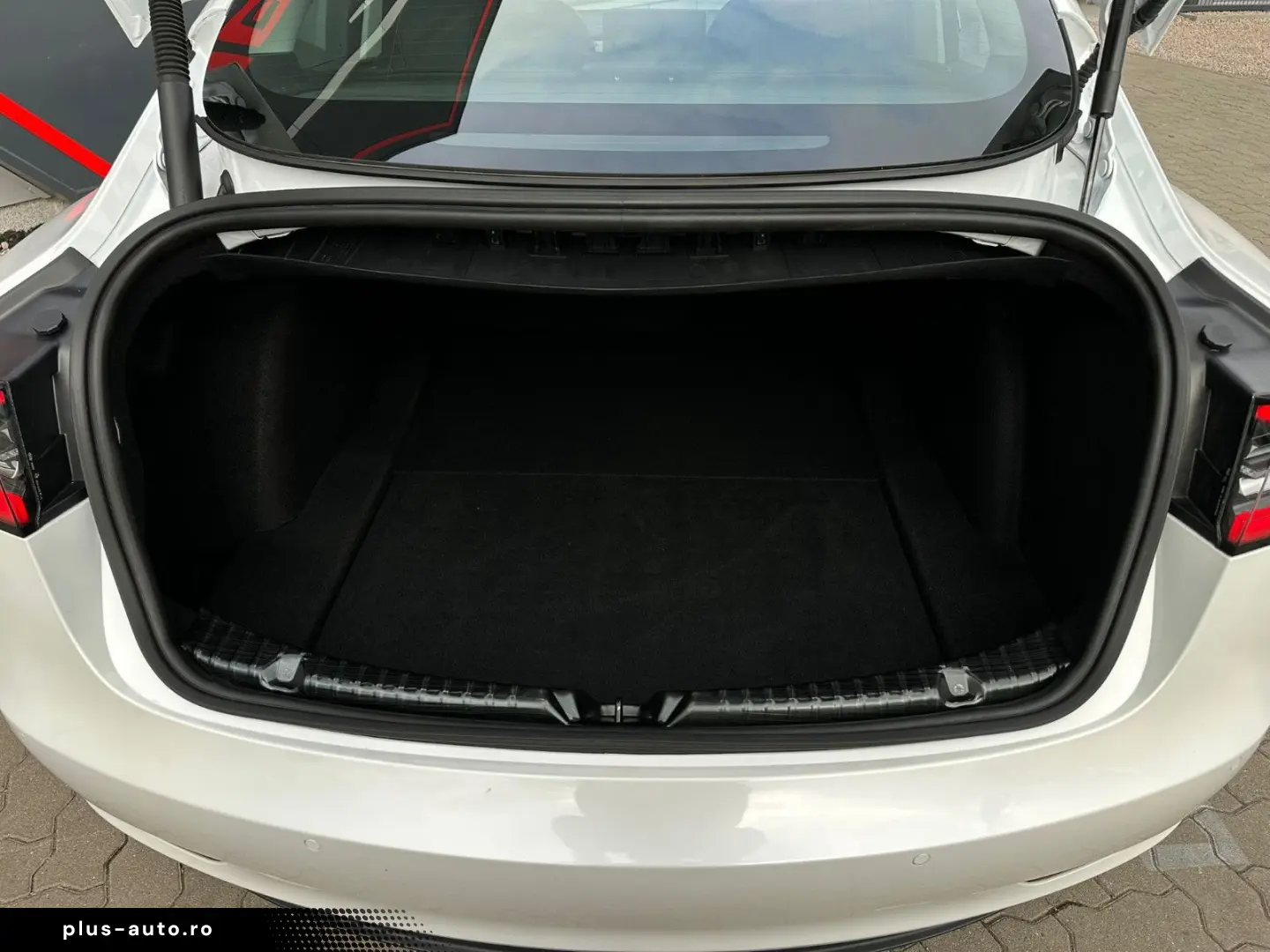 TESLA Model 3 Long Range Dual AWD Facelift Matrix AHK