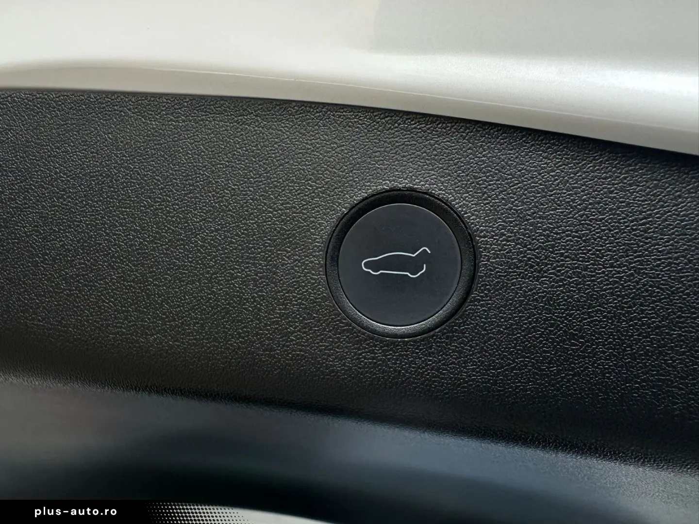 TESLA Model 3 Long Range Dual AWD Facelift Matrix AHK