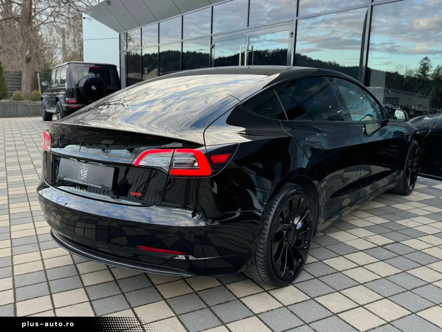 TESLA Model 3 Performance AWD PANO NOVITEC CARBON 20