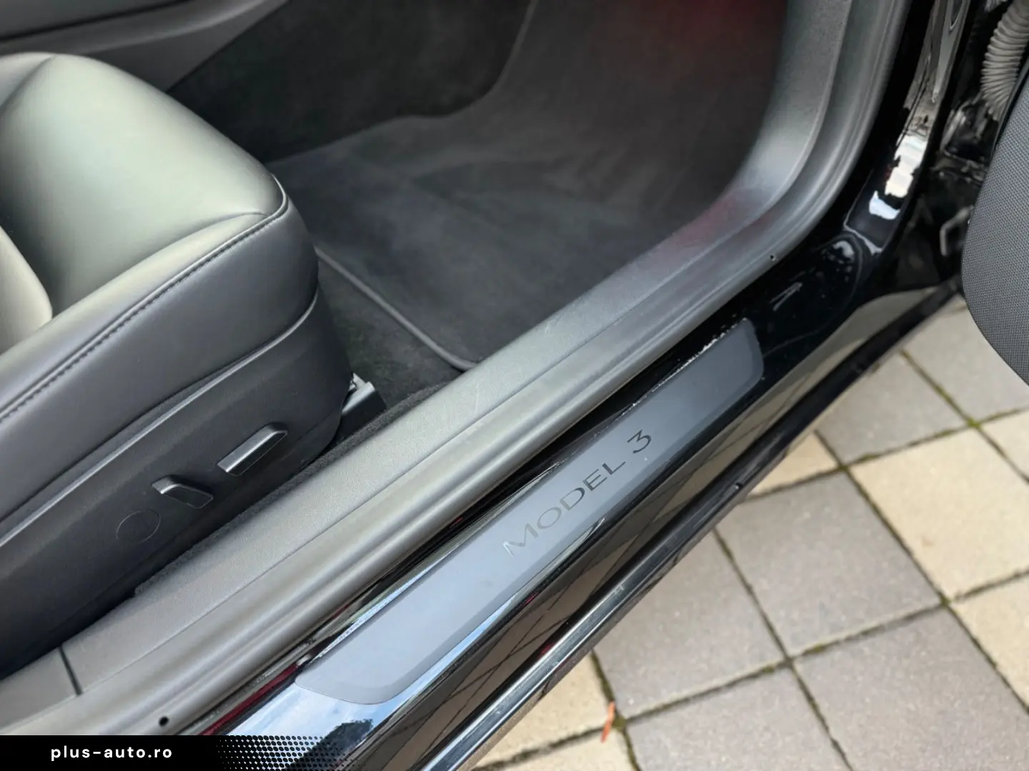 TESLA Model 3 Performance AWD PANO NOVITEC CARBON 20