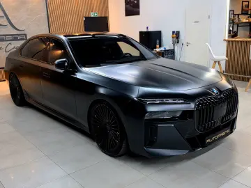 BMW 740 d xDrive M Sport FROZEN CINEMA EXECUTIVE