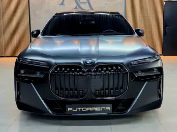 BMW 740 d xDrive M Sport FROZEN CINEMA EXECUTIVE