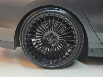 BMW 740 d xDrive M Sport FROZEN CINEMA EXECUTIVE