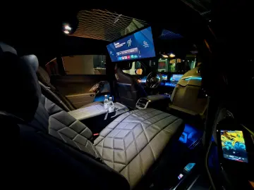 BMW 740 d xDrive M Sport FROZEN CINEMA EXECUTIVE