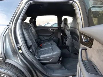 AUDI Q7 50TDI Competition Plus AIR Massage AHK SoftCl