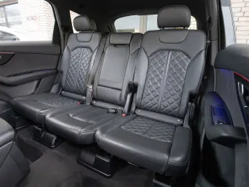 AUDI Q7 50TDI Competition Plus AIR Massage AHK SoftCl