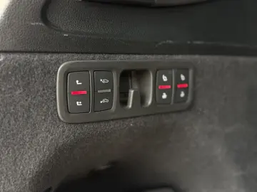 AUDI Q7 50TDI S-LINE Competition Plus 7-Si. VOLL!