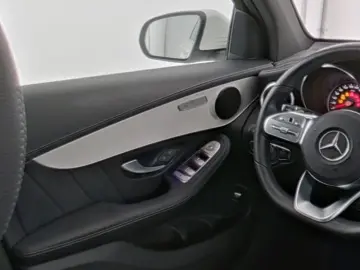 MERCEDES-BENZ GLC 300 4M AMG Pano Business Plus