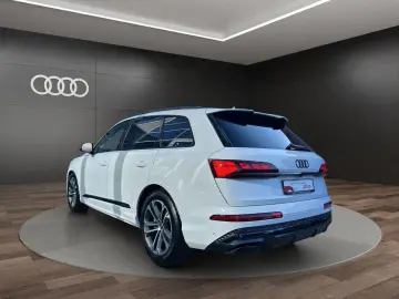 AUDI Q7 50 TDI qu.tipt. S LINE AIR AHZV STHZG 7 SITZE