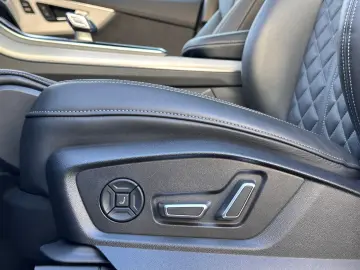 AUDI Q7 50 TDI qu.tipt. S LINE AIR AHZV STHZG 7 SITZE