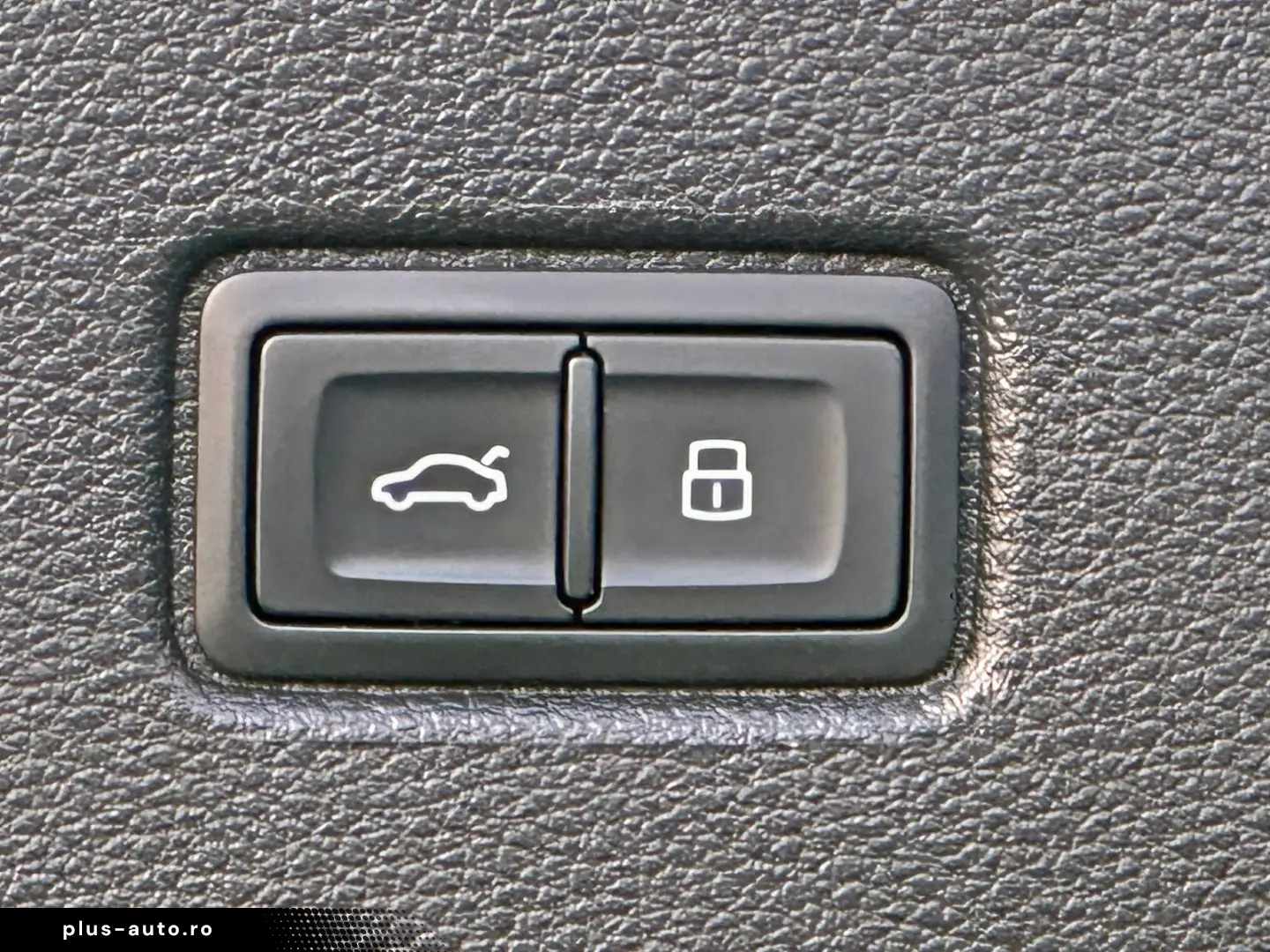 AUDI Q7 50TDI qu S LINE BLACK PANO HUD 7-SITZER