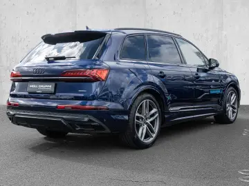 AUDI Q7 SUV TFSI e S line Q7 quat PH3.0 V6280 A8