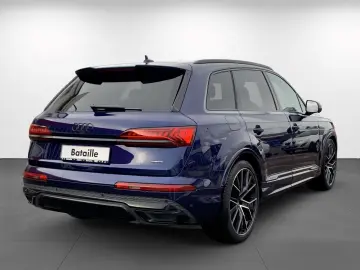 AUDI Q7 3.0 TDI quattro competition plus AHK Pano 22'