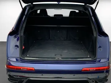 AUDI Q7 3.0 TDI quattro competition plus AHK Pano 22'