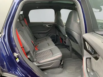 AUDI Q7 3.0 TDI quattro competition plus AHK Pano 22'
