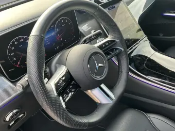 MERCEDES-BENZ GLC 200 4MATIC AMG Line Advanced Plus