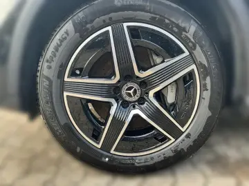 MERCEDES-BENZ GLC 200 4MATIC AMG Line Advanced Plus