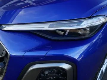 AUDI Q5 2.0 TDI quattro  TechPro S-Line Luftfahrwerk