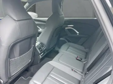 AUDI Q5 2.0 TDI quattro Automatik S-line Navi Matrix-