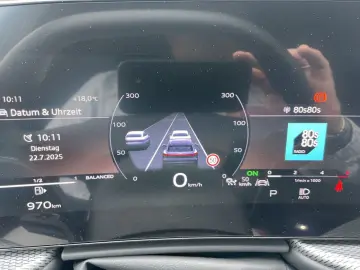 AUDI Q5 2.0 TDI quattro Automatik S-line Navi Matrix-