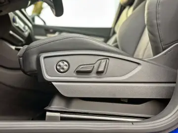 AUDI Q5 Sportback 55TFSIe qu S LINE LUFT AHK PANO B&O