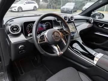 MERCEDES-BENZ GLC 200 4MATIC Coupé AUT LM SpurH