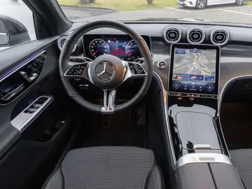 MERCEDES-BENZ GLC 200 4MATIC Coupé AUT LM SpurH