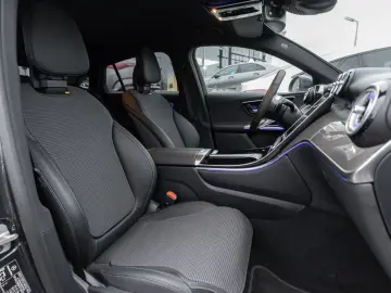 MERCEDES-BENZ GLC 200 4MATIC Coupé AUT LM SpurH