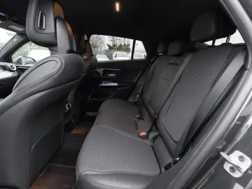 MERCEDES-BENZ GLC 200 4MATIC Coupé AUT LM SpurH