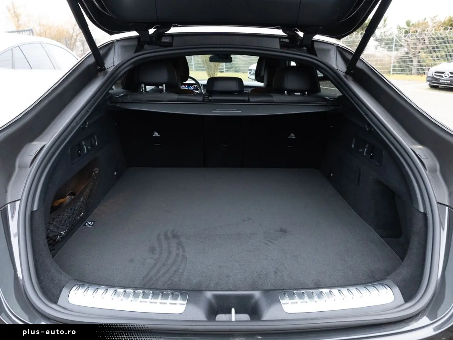 MERCEDES-BENZ GLC 200 4MATIC Coupé AUT LM SpurH