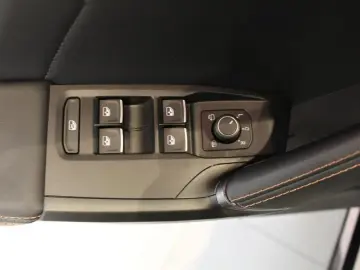 CUPRA Formentor VZ 2.0 TSI DSG 4Drive 4JGAR AHK PANO e