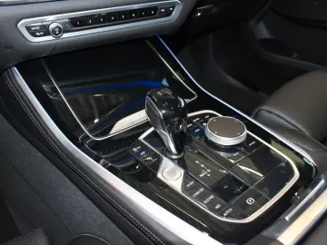 BMW X5 xDrive30d M-Sport PNRM HUD Kamera