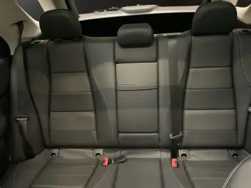 MERCEDES-BENZ GLE 350 de 4M PANORAMA DISTRONIC BURMESTER 360