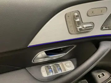 MERCEDES-BENZ GLE 350 de 4M PANORAMA DISTRONIC BURMESTER 360