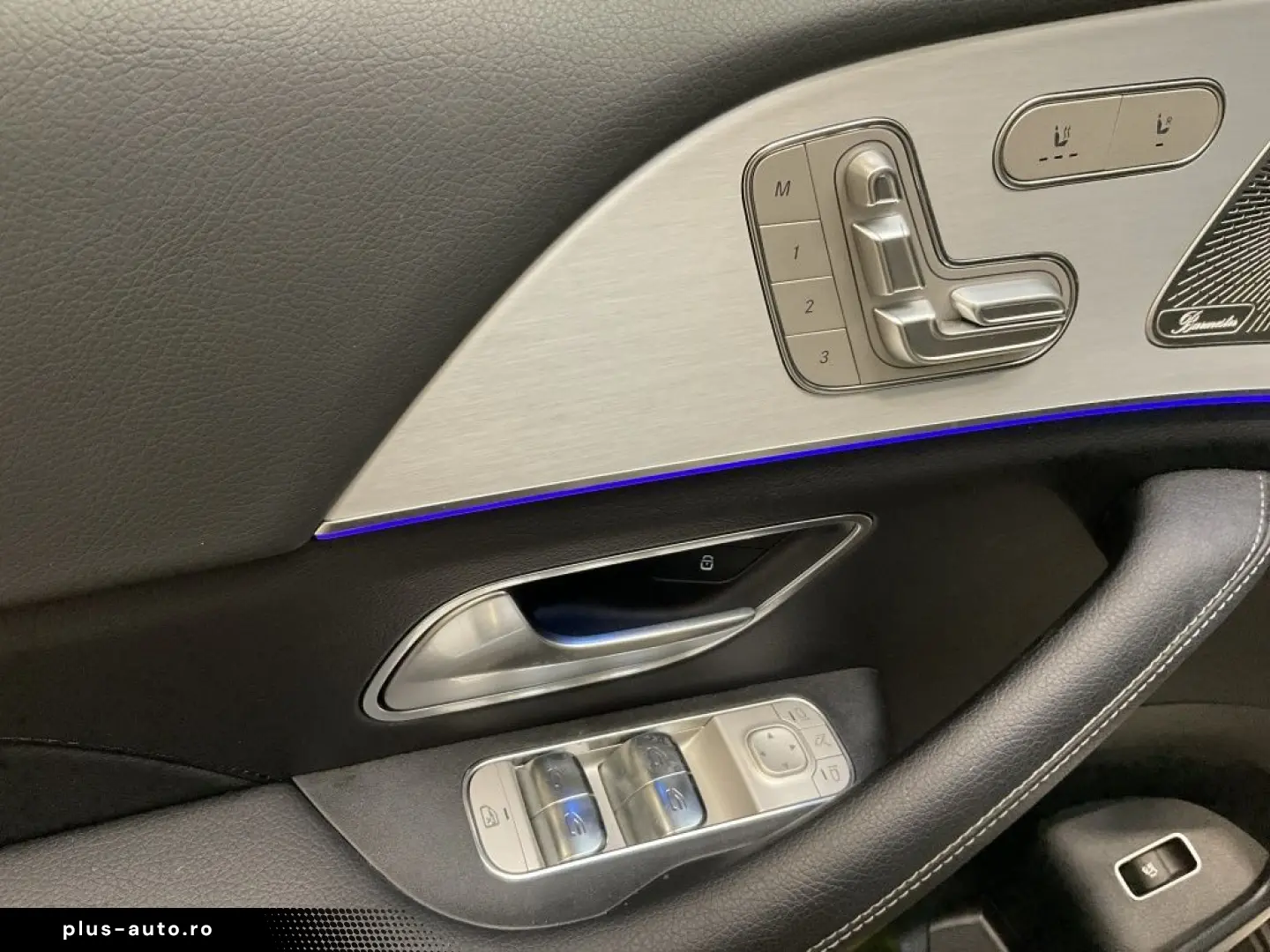 MERCEDES-BENZ GLE 350 de 4M PANORAMA DISTRONIC BURMESTER 360