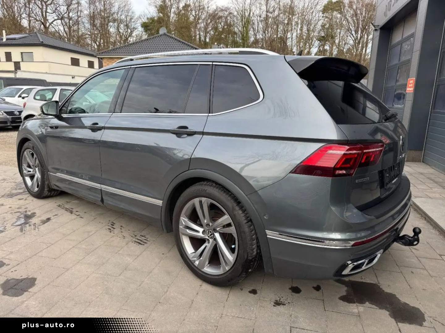 VW Tiguan Allspace R-Line 4Motion  7-SITZER PANO