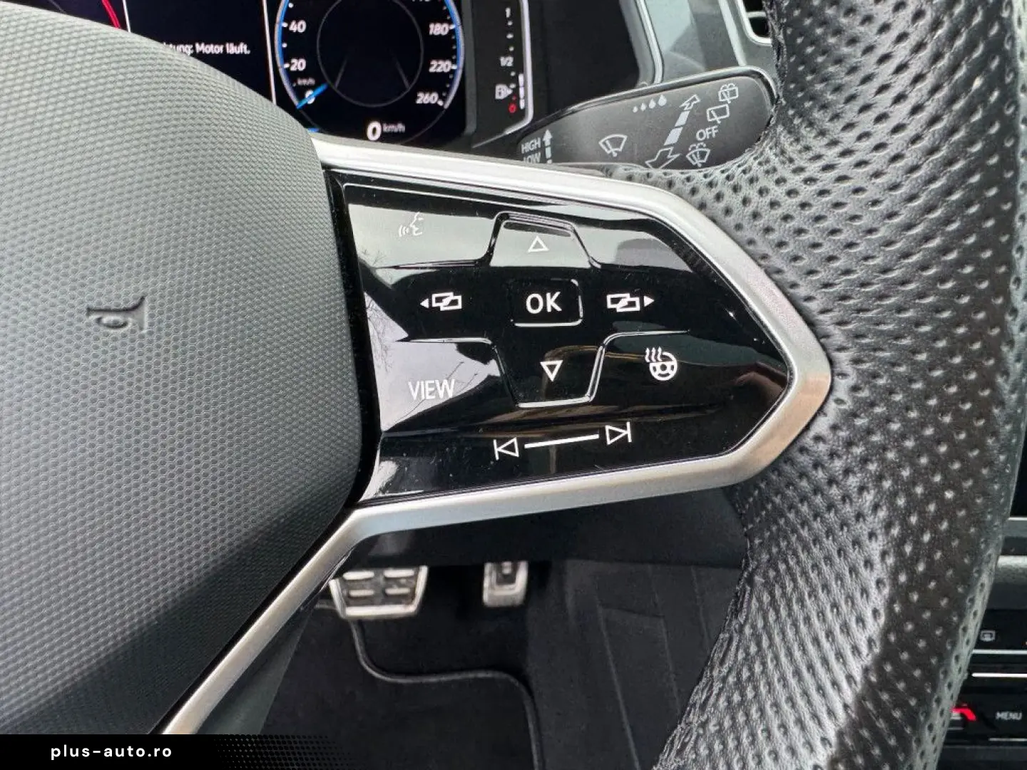 VW Tiguan Allspace R-Line 4Motion  7-SITZER PANO