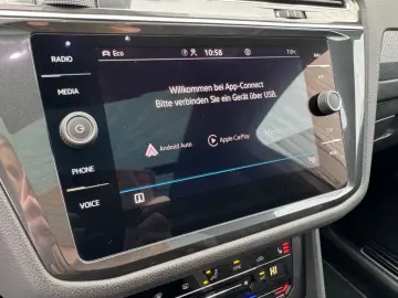 VW Tiguan Allspace R-Line 4Motion  7-SITZER PANO