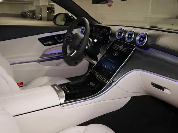 Mercedes-Benz CLE 300 4M Cabrio AMG DIST MEMORY