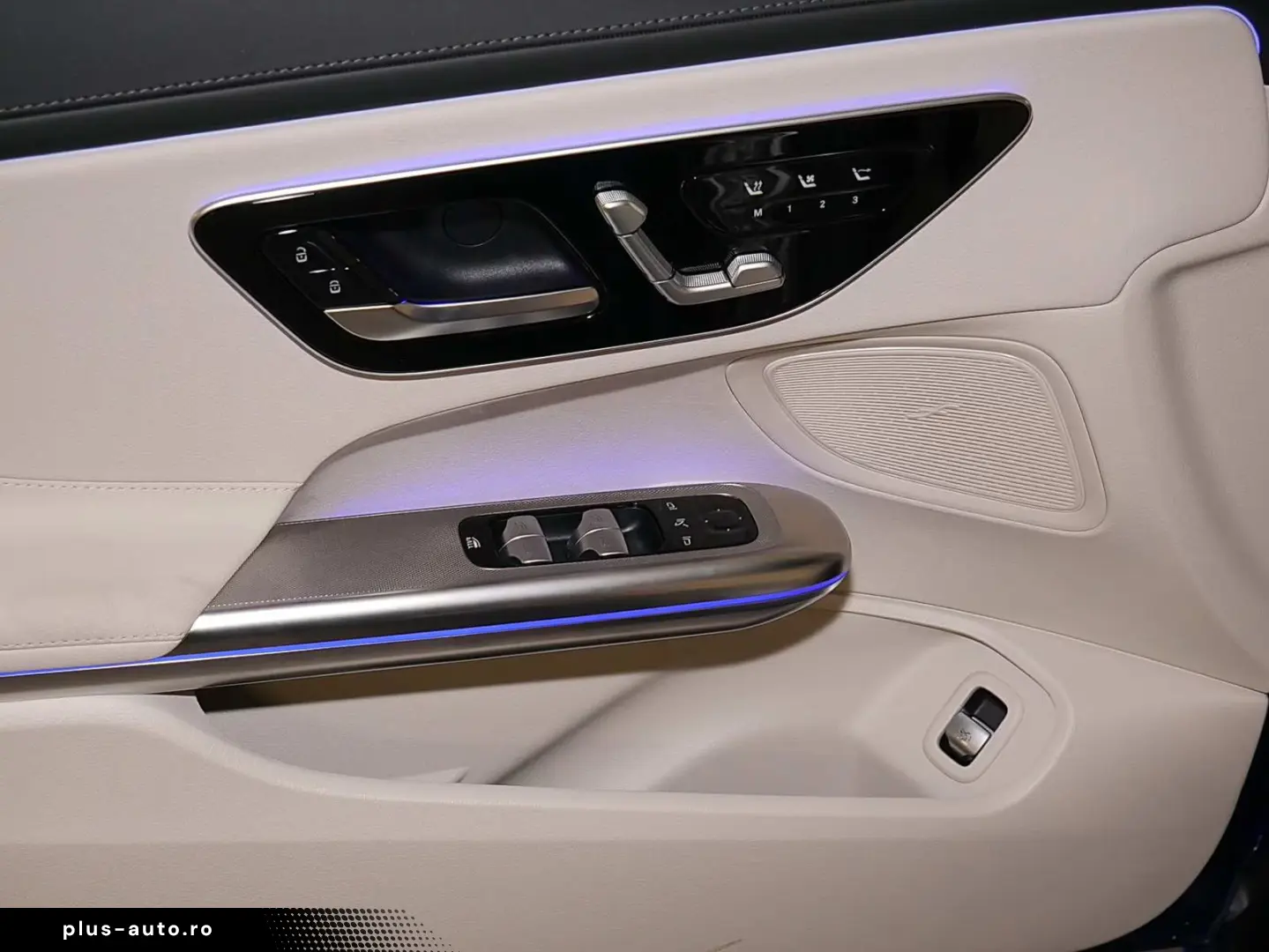 Mercedes-Benz CLE 300 4M Cabrio AMG DIST MEMORY