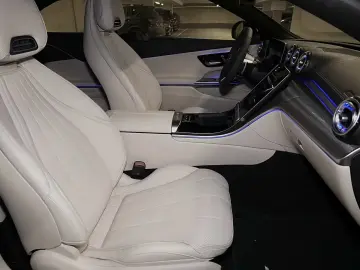 Mercedes-Benz CLE 300 4M Cabrio AMG DIST MEMORY