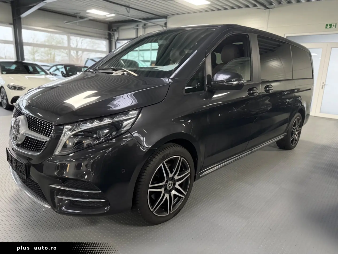 MERCEDES-BENZ V300 4M Lang AMG -ACC-2xEl.Tür-Pano-RF&hellip;