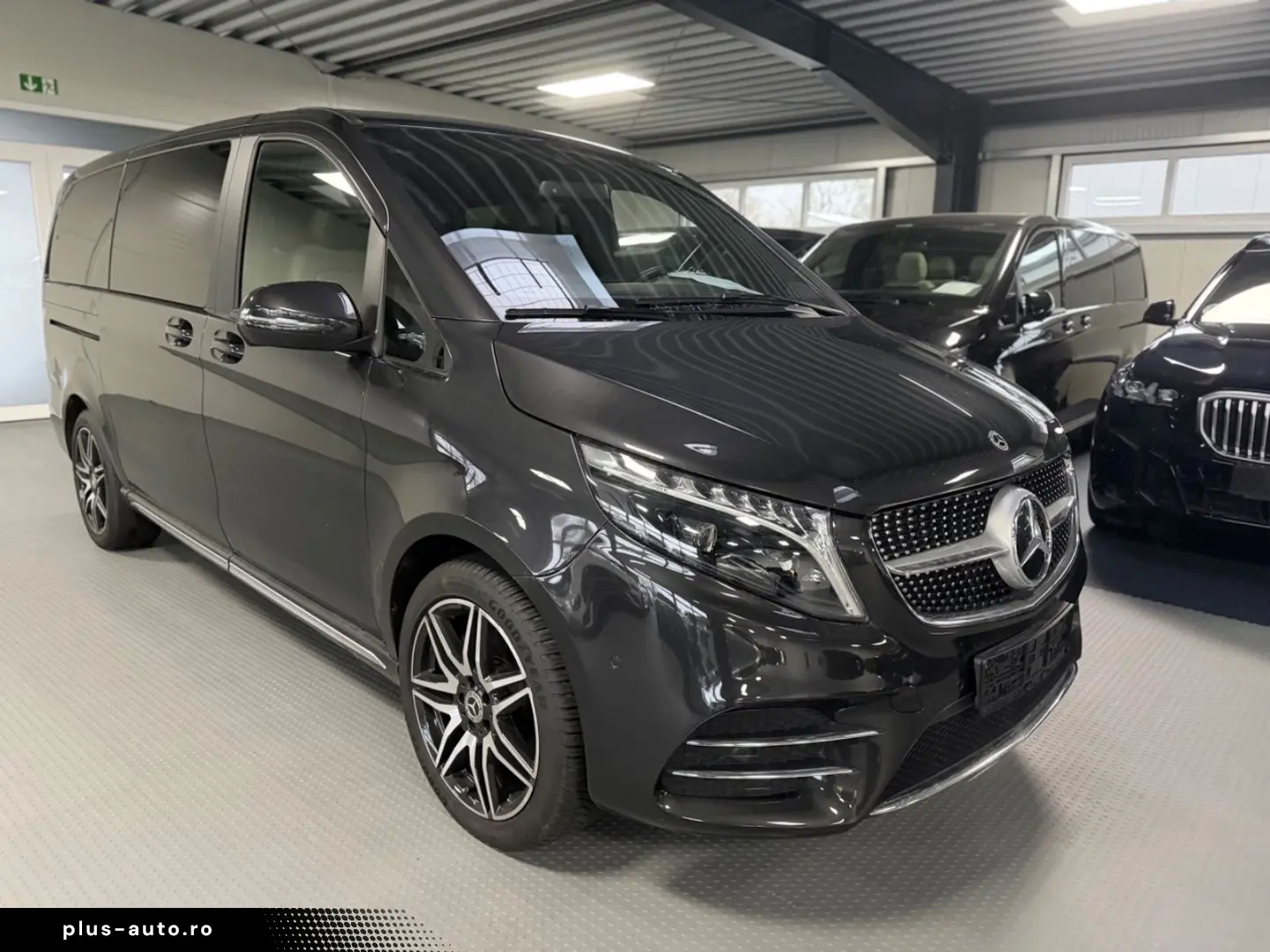 MERCEDES-BENZ V300 4M Lang AMG -ACC-2xEl.Tür-Pano-RF&hellip;