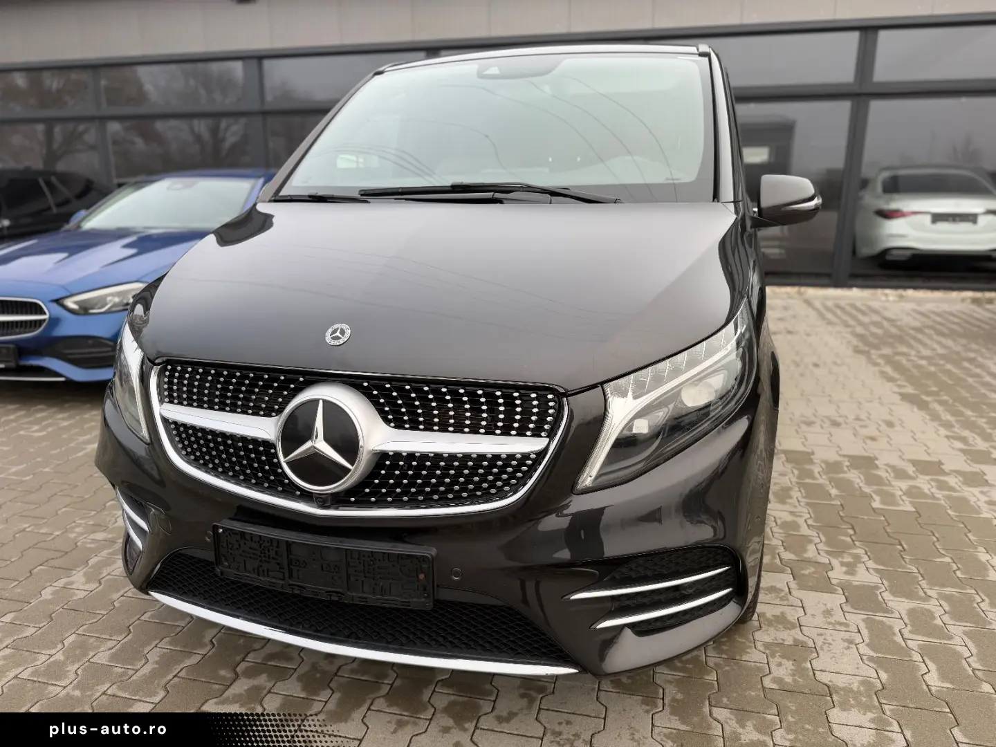 MERCEDES-BENZ V300 4M Lang AMG -ACC-2xEl.Tür-Pano-RF&hellip;