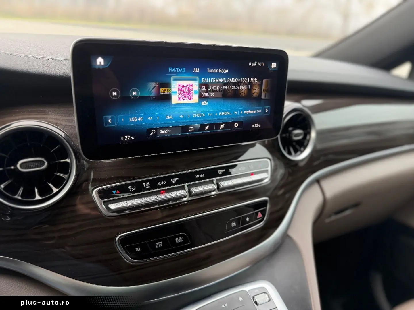 MERCEDES-BENZ V300 4M Lang AMG -ACC-2xEl.Tür-Pano-RF&hellip;