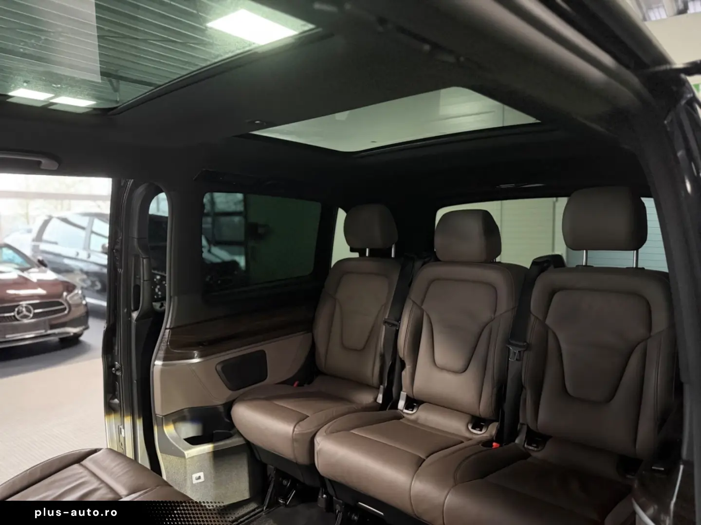 MERCEDES-BENZ V300 4M Lang AMG -ACC-2xEl.Tür-Pano-RF&hellip;