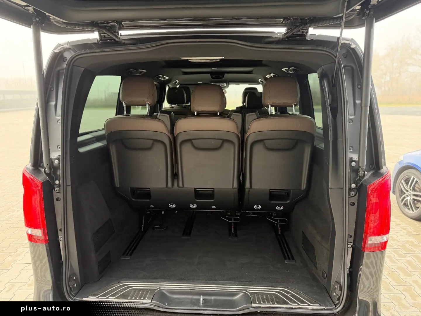 MERCEDES-BENZ V300 4M Lang AMG -ACC-2xEl.Tür-Pano-RF&hellip;